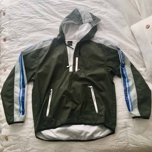 Nike Tops - Nike Windbreaker